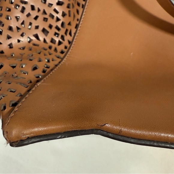 Vince Camuto Brown Tote Bag - Picture 7 of 14